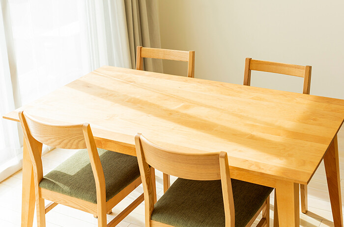 ダイニングテーブルはsubsclifeがおすすめ