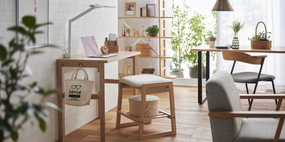 コイズミファニテックデスク事業