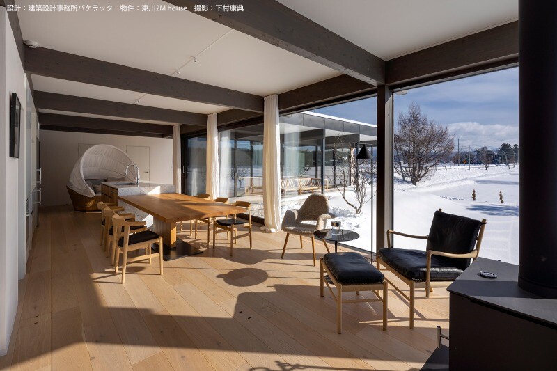 豊富なフローリング製品をーカンヌネージュ 東川2M house バケラッタ 撮影：下村康典026